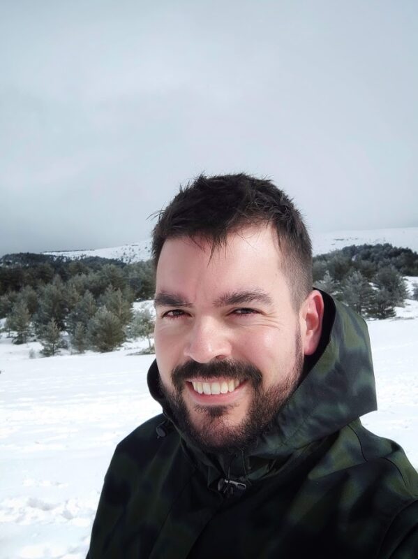 Selfie de Narot en un paisaje nevado.
